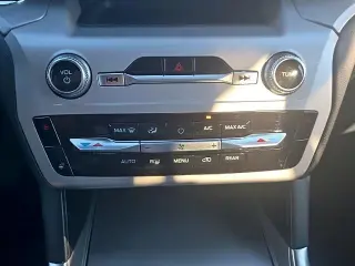 Ford Explorer 2023 AWD XLT 4dr SUV