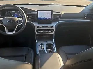Ford Explorer 2023 AWD XLT 4dr SUV
