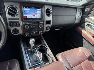 Ford Expedition 2017 4x2 Platinum 4dr SUV