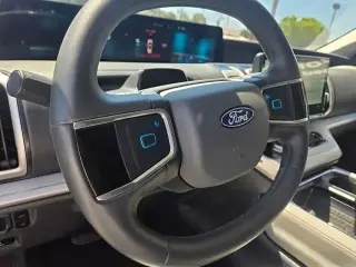 Ford Expedition 2025 4x2 Active 4dr SUV