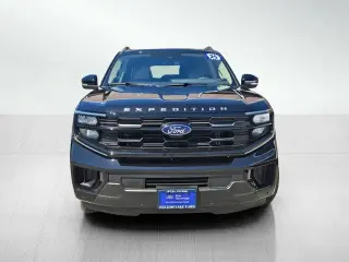 Ford Expedition 2025 4x2 Active 4dr SUV