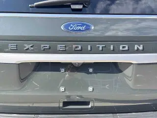 Ford Expedition MAX 2022 4x4 XLT 4dr SUV