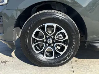 Ford Expedition MAX 2022 4x4 XLT 4dr SUV