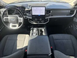 Ford Expedition MAX 2022 4x4 XLT 4dr SUV