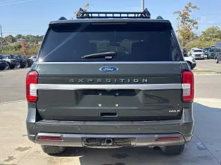 Ford Expedition MAX 2022 4x4 XLT 4dr SUV