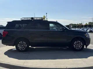 Ford Expedition MAX 2022 4x4 XLT 4dr SUV
