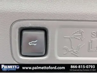 Ford Expedition MAX 2020 4x2 XLT SUV de 4 puertas