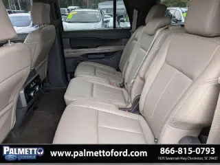 Ford Expedition MAX 2020 4x2 XLT SUV de 4 puertas