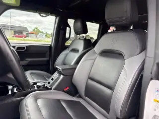 Ford Bronco 2023 4x4 Black Diamond Advanced 4dr SUV