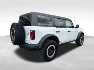 Ford Bronco 2023 4x4 Black Diamond Advanced 4dr SUV