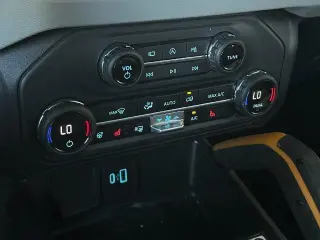 Ford Bronco 2023 4x4 Base Advanced 4dr SUV