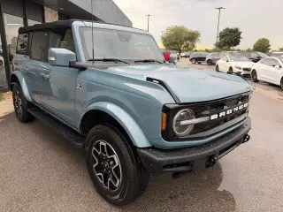 Ford Bronco 2022 4x4 Base 4dr SUV