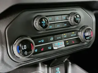 Ford Bronco 2025 4x4 Outer Banks 4dr SUV
