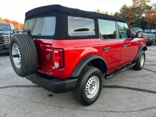 Ford Bronco 2023 4x4 Base 4dr SUV