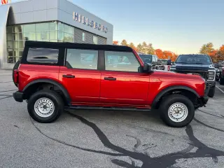Ford Bronco 2023 4x4 Base 4dr SUV