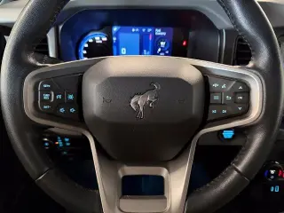 Ford Bronco 2023 4x4 Black Diamond SUV 2 puertas
