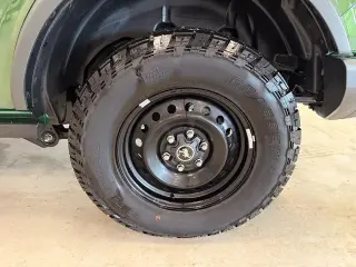 Ford Bronco 2023 4x4 Black Diamond SUV 2 puertas
