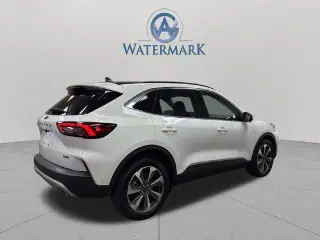 Ford Escape Híbrido 2023 AWD Platinum 4dr SUV