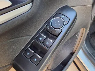 Ford Escape 2024 AWD Platinum 4dr SUV