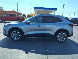 Ford Escape 2024 AWD Platinum 4dr SUV