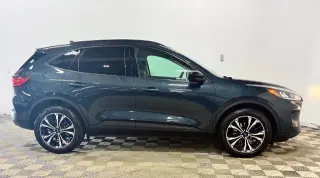 Ford Escape 2022 AWD SE 4dr SUV