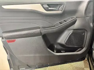 Ford Escape 2022 AWD SE 4dr SUV