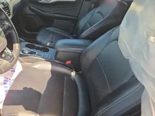 Ford Escape 2022 SEL 4dr SUV
