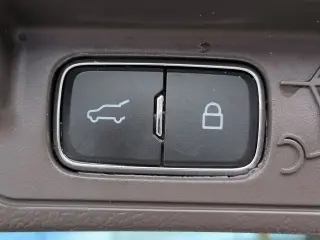 Ford Explorer 2023 AWD Platinum 4dr SUV