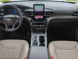 Ford Explorer 2023 AWD Platinum 4dr SUV
