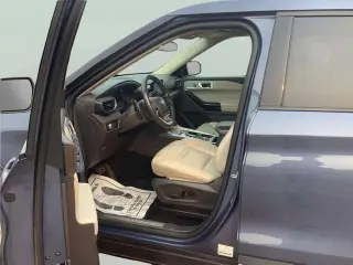 Ford Explorer 2021 AWD Platinum 4dr SUV