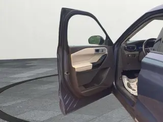 Ford Explorer 2021 AWD Platinum 4dr SUV