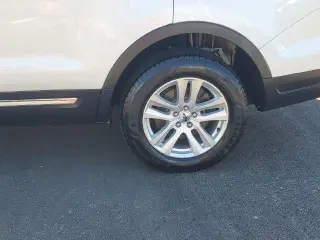 Ford Explorer 2019 AWD XLT 4dr SUV