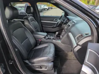 Ford Explorer 2017 AWD XLT 4dr SUV