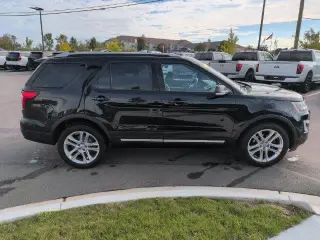 Ford Explorer 2017 AWD XLT 4dr SUV