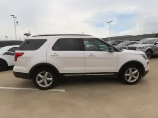 Ford Explorer 2018 XLT 4dr SUV