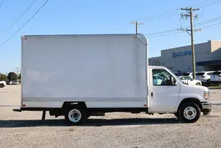 Ford E-Series 2024 E-350 SD 2dr 158 in. WB SRW Cutaway Chassis