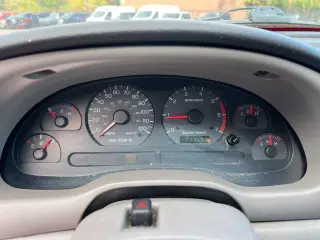 Ford Mustang 2002 2d Fastback