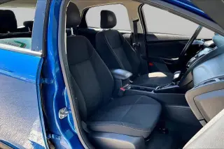 Ford Focus 2018 SE 4dr Hatchback