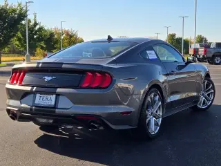 Ford Mustang 2022 EcoBoost Premium 2dr Fastback