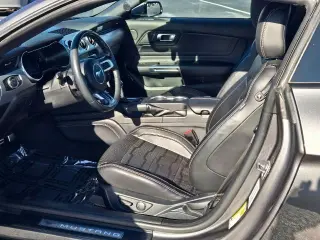 Ford Mustang 2022 EcoBoost Premium 2dr Fastback