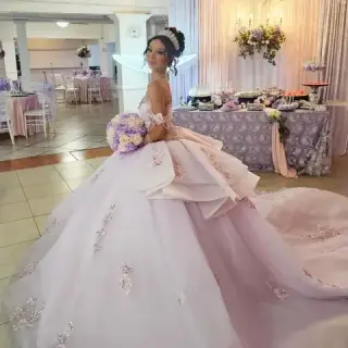 SALÓN DE FIESTAS