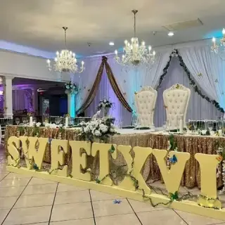SALÓN DE FIESTAS