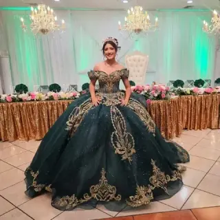 SALÓN DE FIESTAS