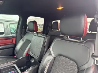 Ram 1500 2019 4x4 Rebel 4dr Quad Cab 6.4 ft. SB Camión de carga