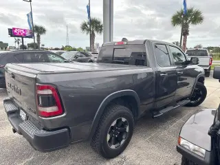 Ram 1500 2019 4x4 Rebel 4dr Quad Cab 6.4 ft. SB Camión de carga