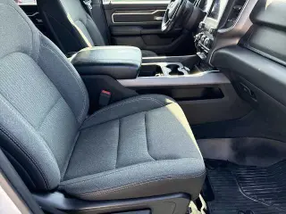 Ram 1500 2019 4x4 Big Horn 4dr Crew Cab 5.6 ft. SB Pickup