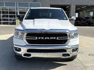 Ram 1500 2019 4x4 Big Horn 4dr Crew Cab 5.6 ft. SB Pickup