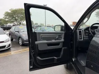 Ram 1500 2016 4x4 Big Horn 4dr Crew Cab 5.5 ft. SB Pickup