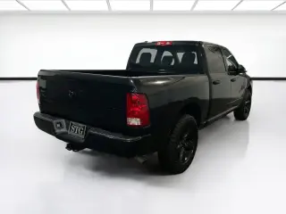 Ram 1500 2016 4x4 Express 4dr Crew Cab 5.5 ft. SB Pickup
