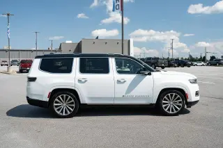 Jeep Grand Wagoneer 2023 4x4 Serie II SUV 4 puertas